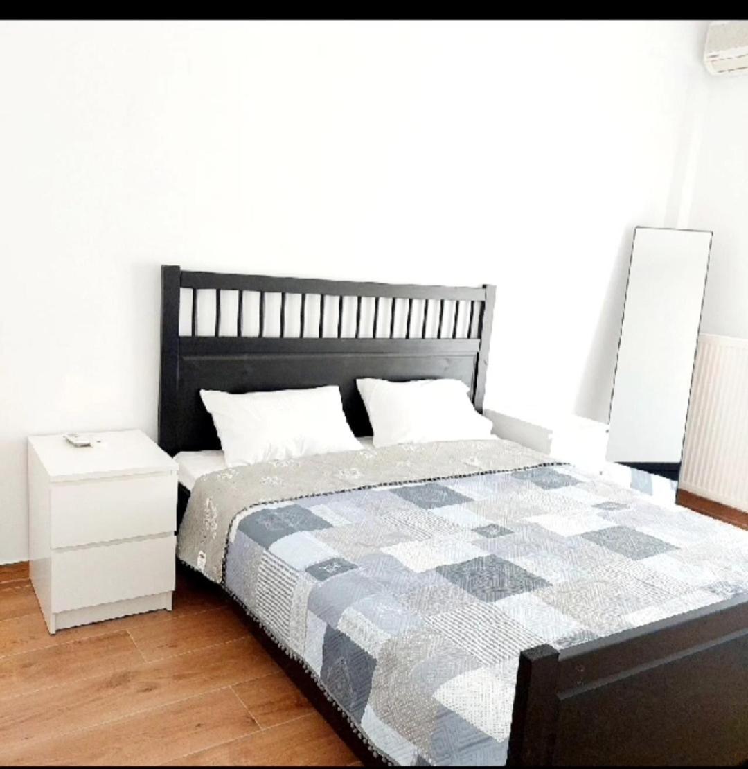 Julia'S City Apartment Thessaloniki Exterior photo